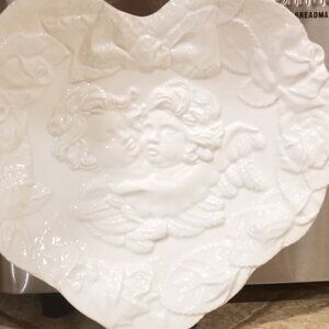 𝅺vintage heart shaped porcelain plate adorned with cherubs